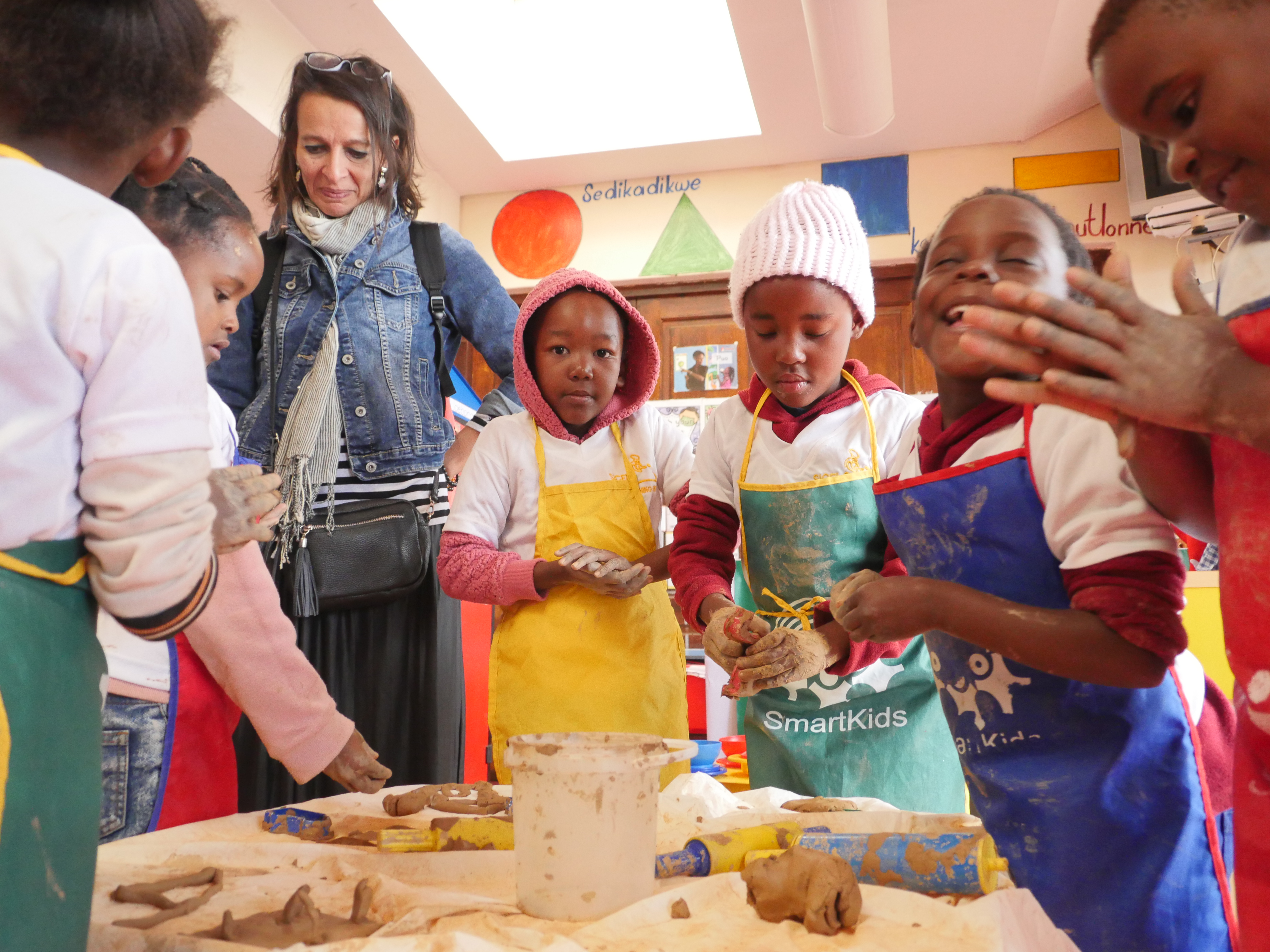 L'assessora Raffaella Curioni in visita alle scuole del Sudafrica